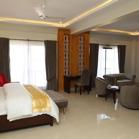 Swat Palace Hotel By Northin Mam Derai Pokoj fotografie
