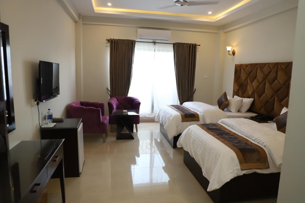 Swat Palace Hotel By Northin Mam Derai Exteriér fotografie