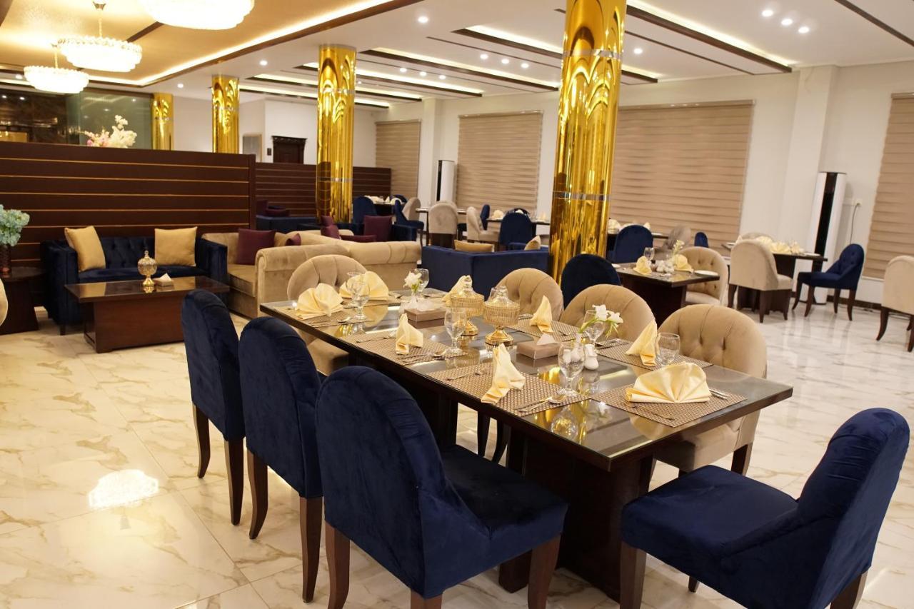 Swat Palace Hotel By Northin Mam Derai Exteriér fotografie