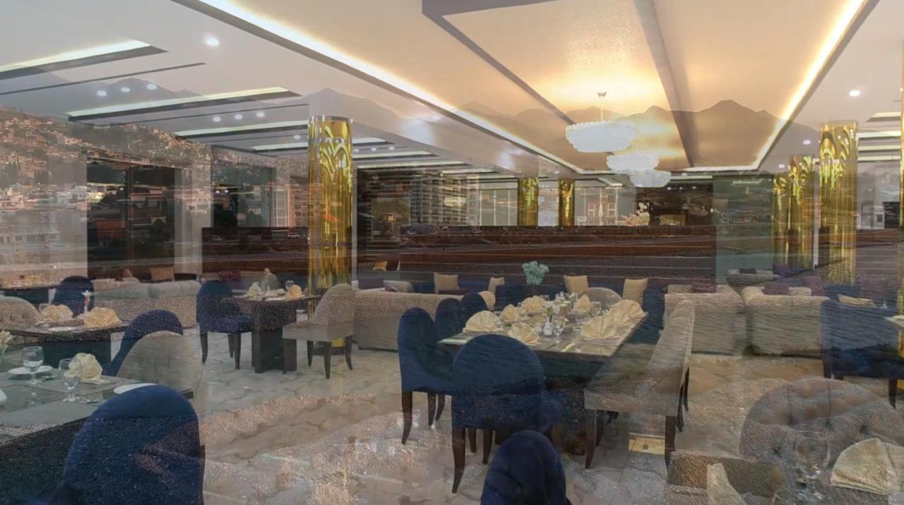 Swat Palace Hotel By Northin Mam Derai Exteriér fotografie